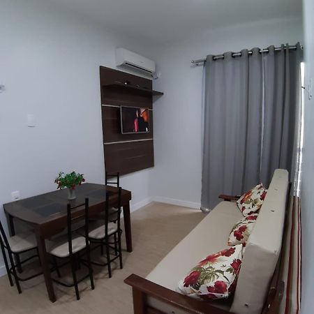 Apartamento Ilha Dos Patos Ingleses Na Beira Do Mar Florianopolis Room photo